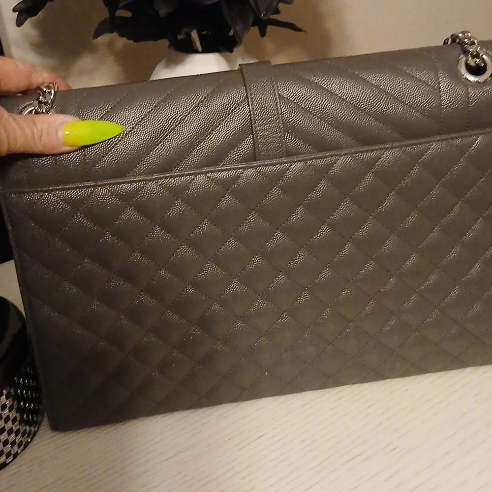 Ysl - Picture 5 of 8